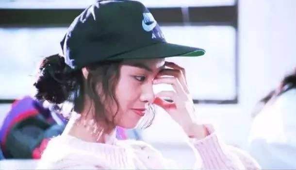 戴帽子的發型